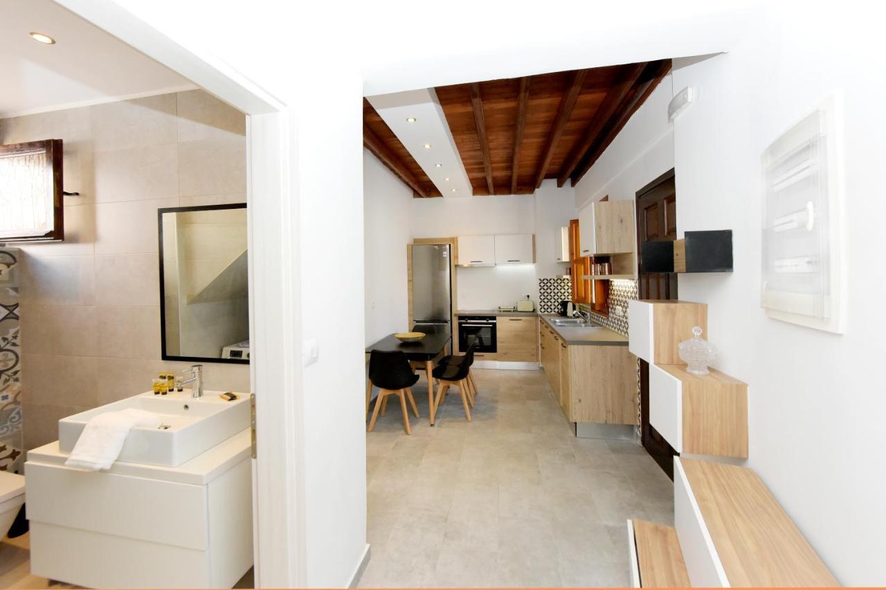 Pera Houses 2-Bedroom In The Center Of Lindos 외부 사진