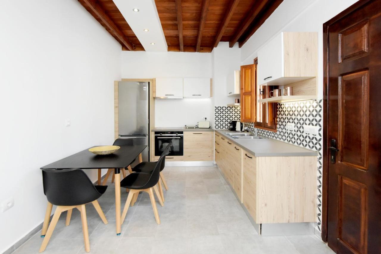 Pera Houses 2-Bedroom In The Center Of Lindos 외부 사진